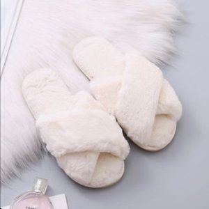 Women's Cross Band Slippers